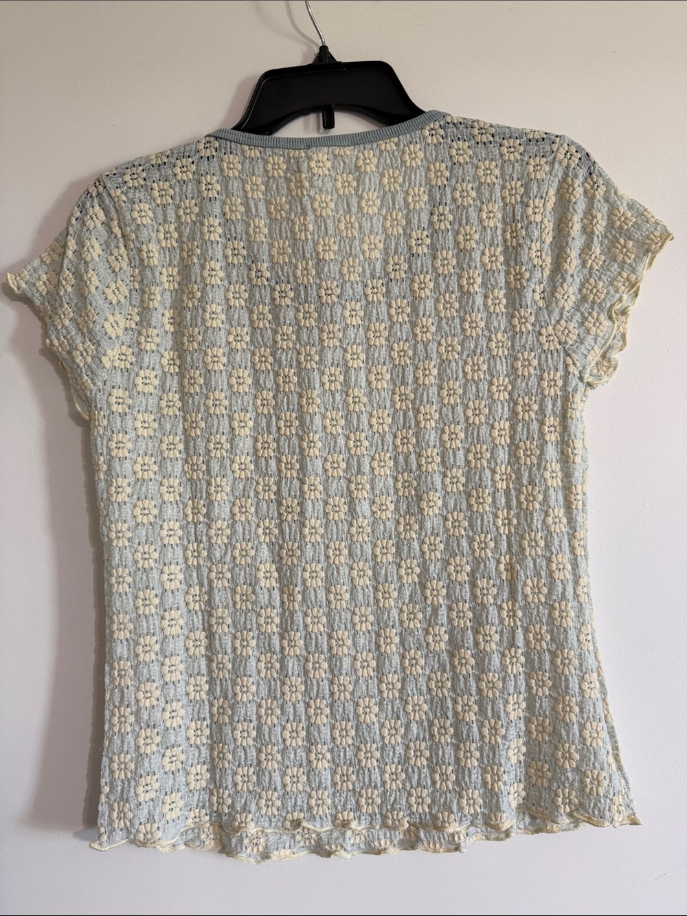 Hem & Thread Pale Blue Knit Floral Short Sleeve Top with Cream Flowers - Picture 5 of 7